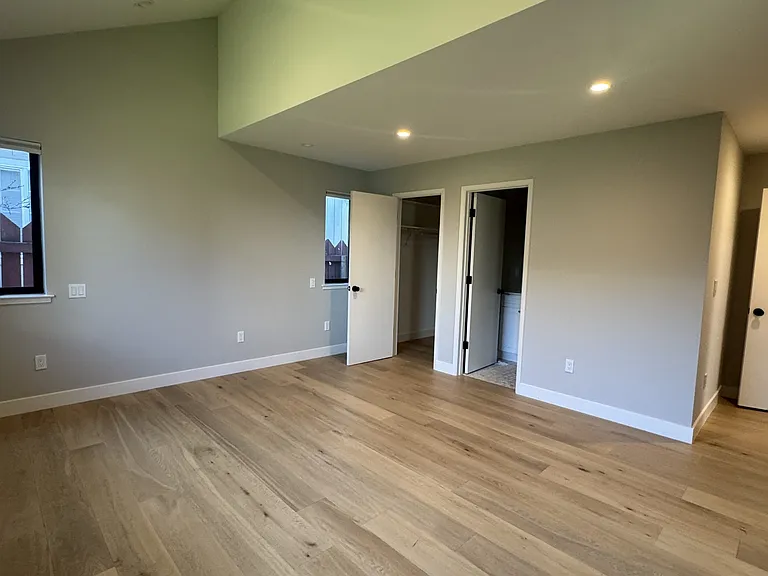 11 Spruce St #11 — Photo 13