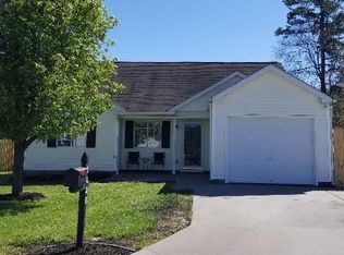 2426 Stratford Lake Rd, Winston Salem, NC 27103