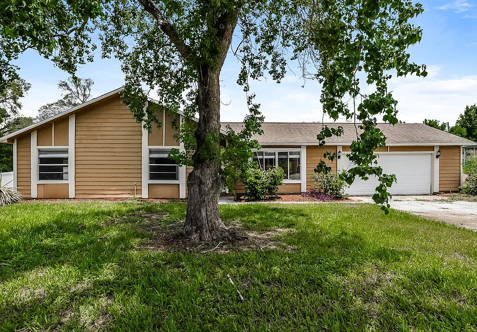 5343 Broken Pine Cir