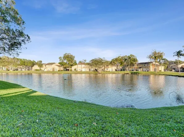 351 Palm Way APT 108, Hollywood, FL 33025