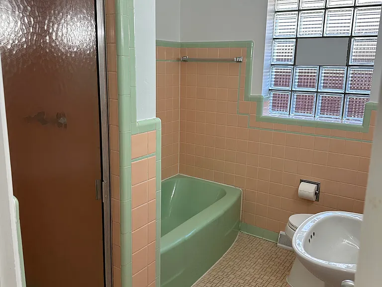 3502 Hudson St — Photo 8