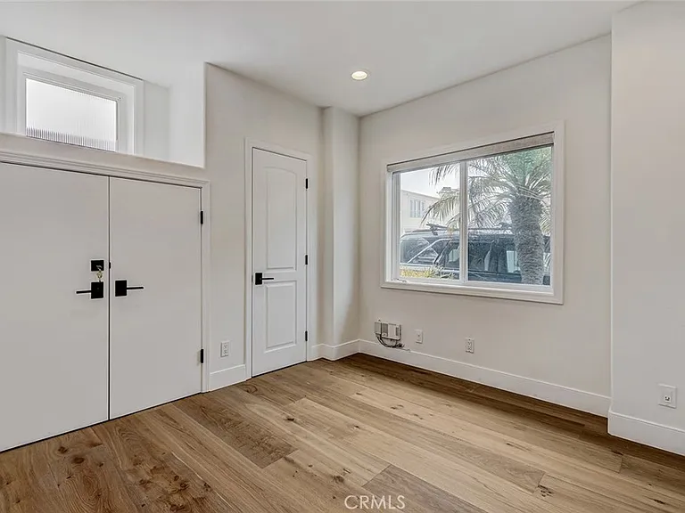 115 23rd St — Photo 27