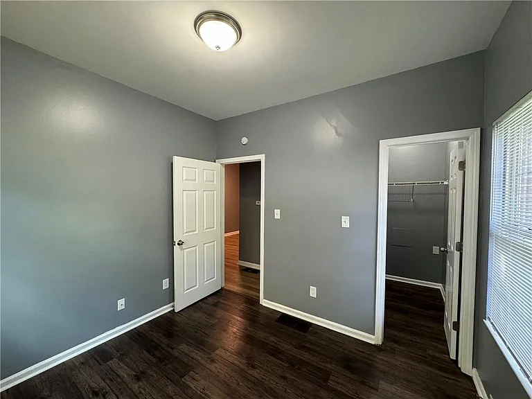 24 S Eugenia Pl NW — Photo 10