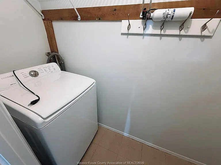 9099 Riverside Dr E #805W — Photo 17