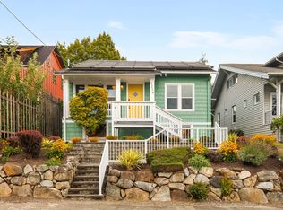 3234 33rd Ave S, Seattle, WA 98144