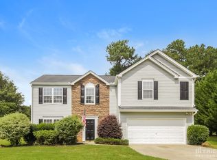 518 Crestbend Ln, Powder Springs, GA 30127