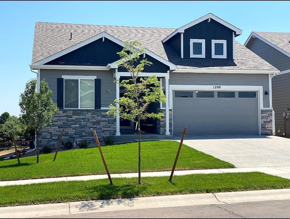 1st image of 1200 103rd Avenue Ct