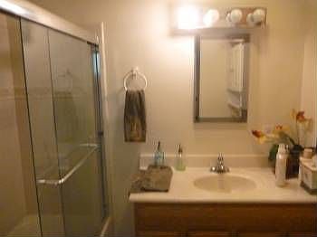 3rd image of 174 Madre St