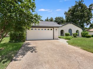 10802 School House Ln, Austin, TX 78750