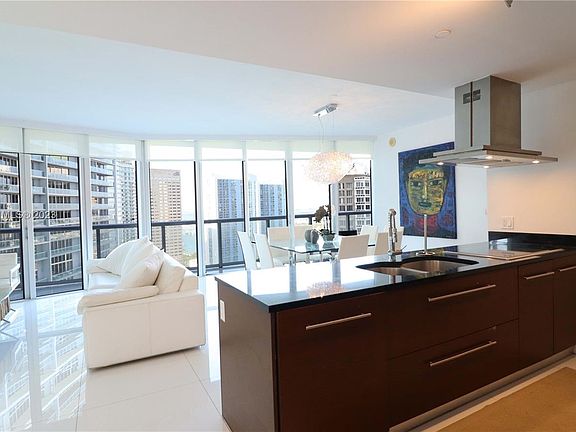 4th image of 495 Brickell Ave APT 3204