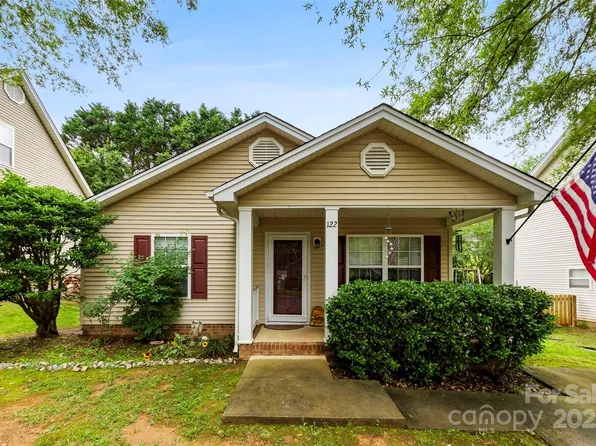 122 Pratt St, Belmont, NC 28012