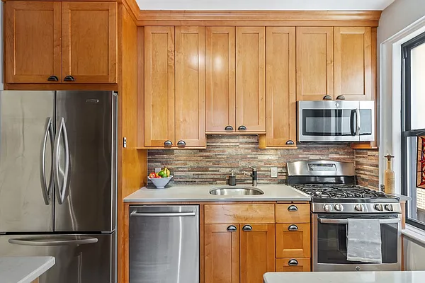 Sold by Compass | media 5