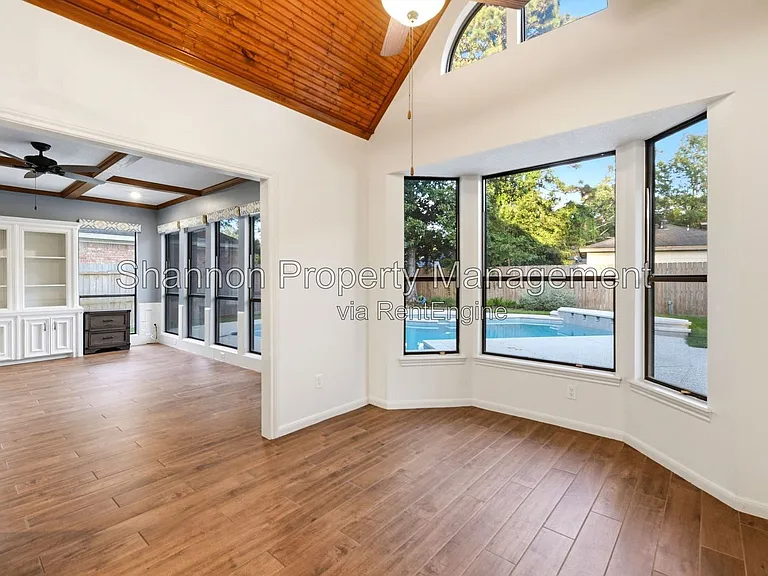 5626 Spring Lodge Dr — Photo 15