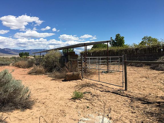 horse stalls side view