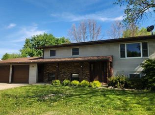 325 E Elm St, Strawberry Point, IA 52076