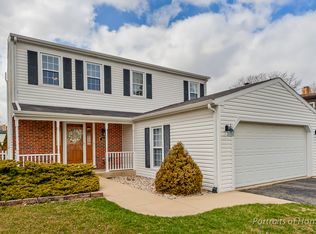 908 Wampum Ct, Carol Stream, IL 60188