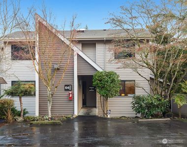 6403 Sand Point Way NE UNIT D-11, Seattle, WA, 98115
