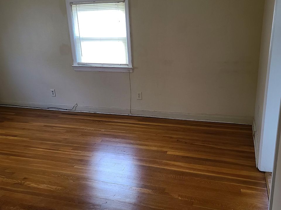 2nd image of 113 James Ave
