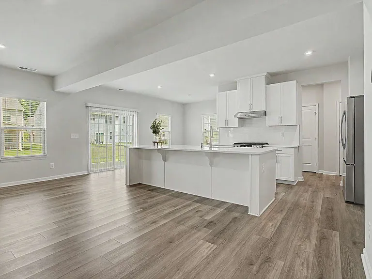 1621 Crimson Leaf Ln — Photo 9