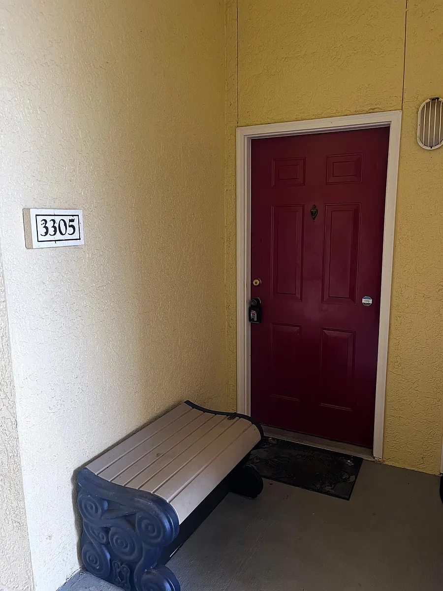 Photo 1 of 20 - 1150 Lake Shadow Cir #3305 - Maitland, FL Primary Photo - 1150 Lake Shadow Cir #3305