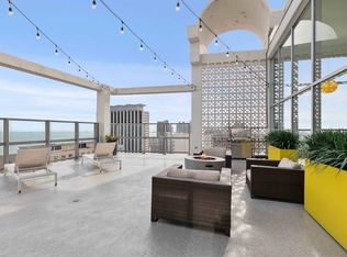 Wave Lakeview, Chicago, IL 60657