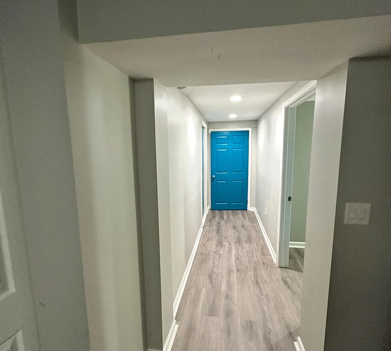 3 bed, 1.0 bath, 1000 sqft, $1,092 — Photo 3