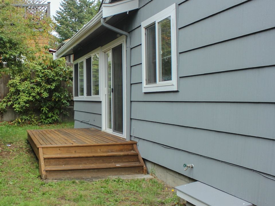 1st image of 18365 6th Ave NE