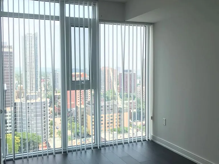 50 Wellesley St E #2304 — Photo 4