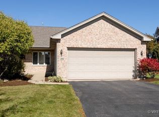 502 Conley Dr, Elburn, IL 60119