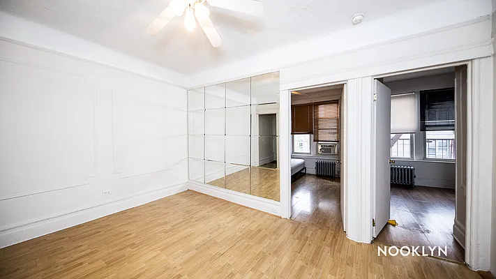 Rented by Nooklyn NYC LLC | media 11