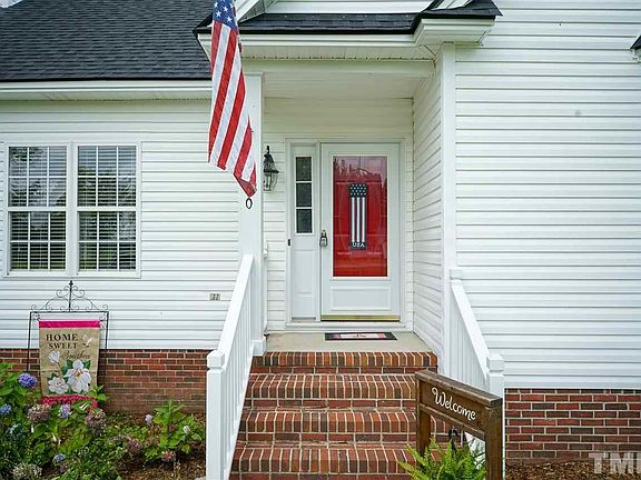 3rd image of 10560 Red Oak Blvd
