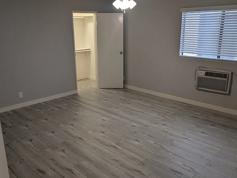 7014 Lanewood Ave #6 — Photo 10