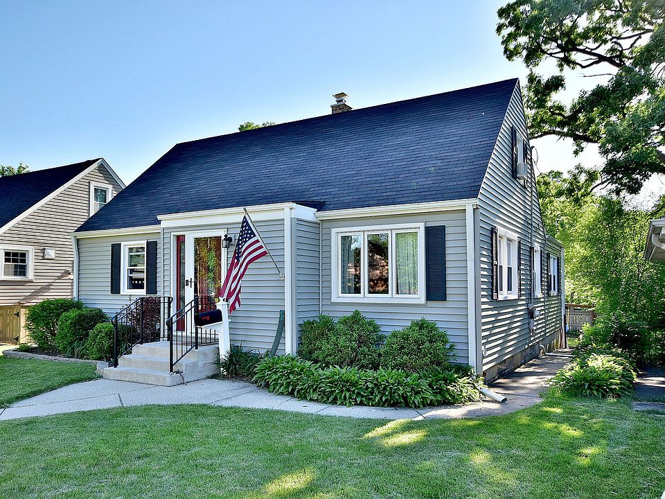 1st image of 328 N Oaklawn Ave