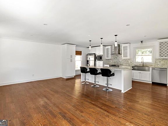 2nd image of 1756 W Caribaea Trl SE