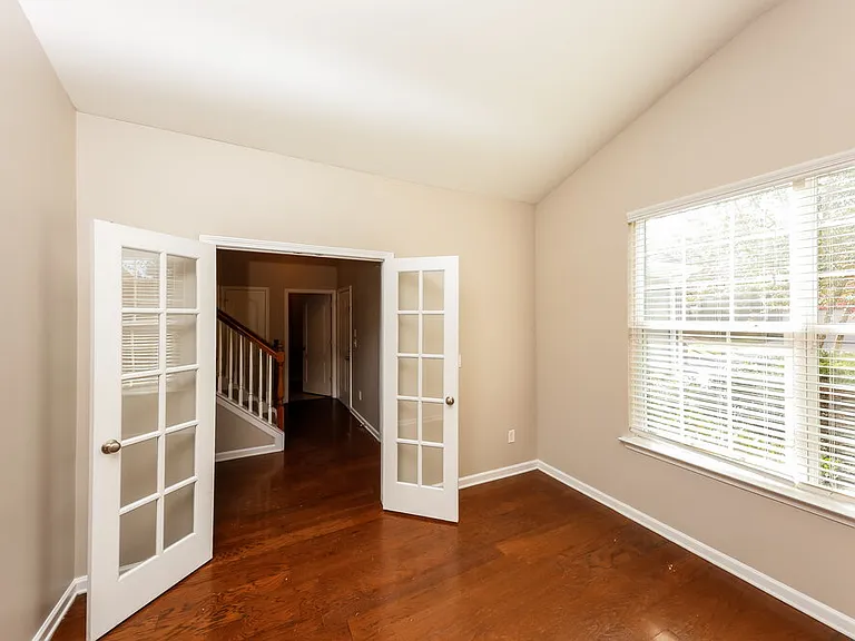 4550 Black Hills Dr NW — Photo 10