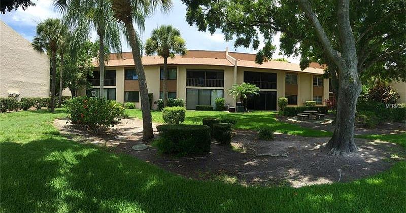 1st image of 2532 Clubhouse Cir Unit 104