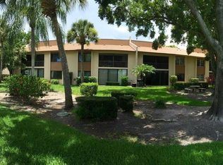 2532 Clubhouse Cir UNIT 104, Sarasota, FL 34232
