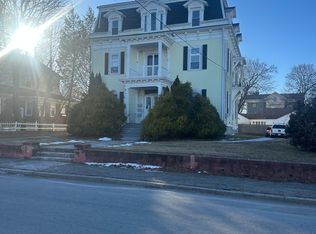411 Laurel Hill Ave #3R, Cranston, RI 02920