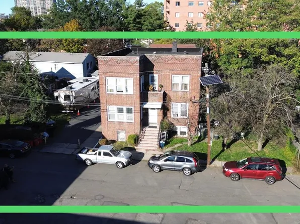 211 Delia Ln, Cliffside Park, NJ 07010