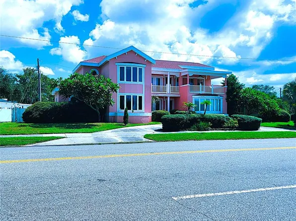 101 Park St N, Saint Petersburg, FL 33710