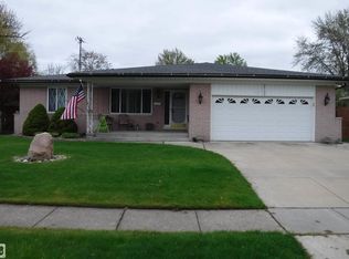 23138 Demley Dr, Clinton Township, MI 48035