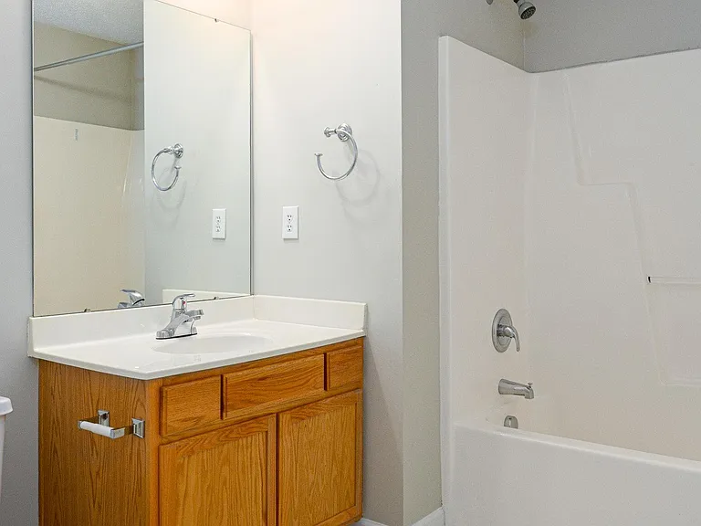 1845 Crest Hollow Dr #201 — Photo 13