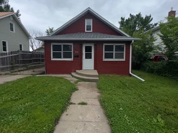 1528 W 10th St, Sioux Falls, SD 57104