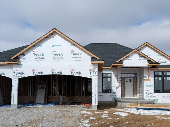 3067 Ridgeview Cir, Coralville, IA 52241