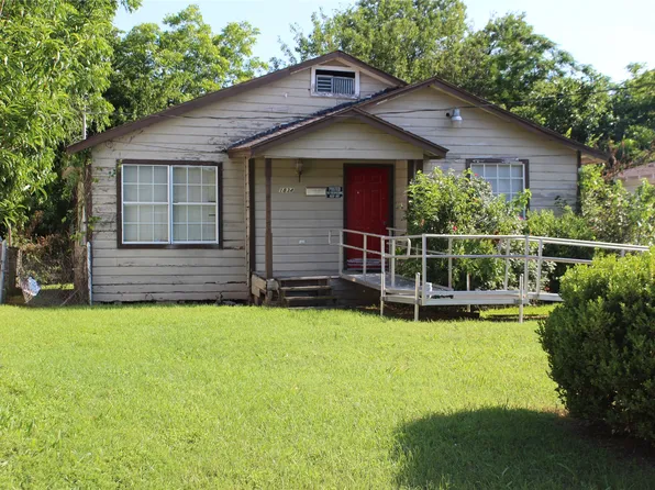 1834 Leath St, Dallas, TX 75212