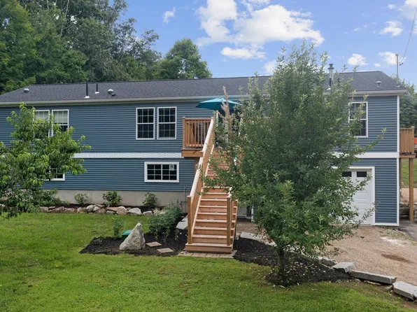 24 Hall Road, Barrington, NH 03825