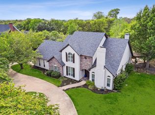 16 Meadowcreek Dr, Melissa, TX 75454