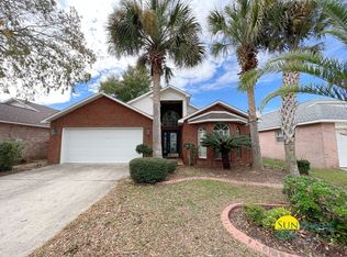 2929 Hidden Bay Blvd, Navarre, FL 32566