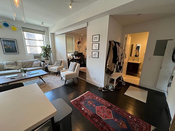 4th image of 31 Union Sq W APT 7C