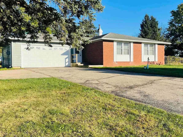 3768 S 275th Rd E, Warsaw, IN 46580